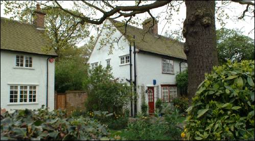 44 Oakwood Road a